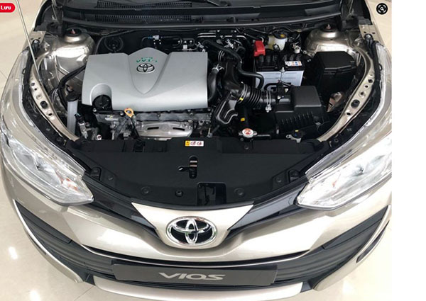 ắc quy xe vios